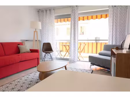 studio meublé à deux pas de la rue d'antibes et de la gare