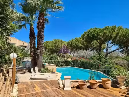 location maison hyères 83400 - - surface privée