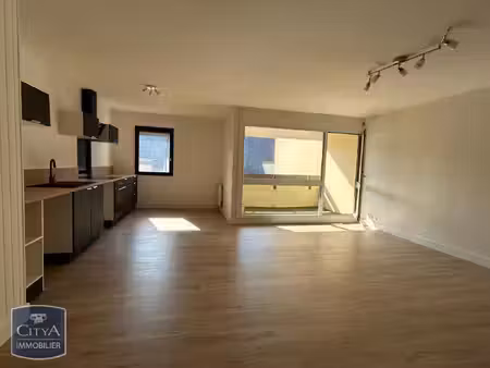 location appartement 4 pièces 80m² rennes 35700