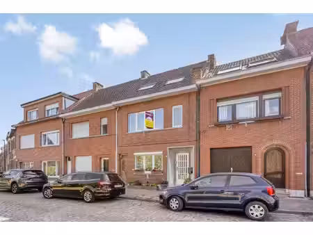 huis te koop in burcht met 4 slaapkamers