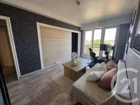 location appartement 2 pièces au mans (72000) : à louer 2 pièces / 41m² le mans