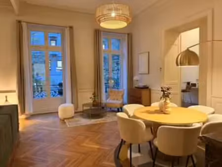 location appartement 5 pièces à nantes (44000) : à louer 5 pièces / 130m² nantes