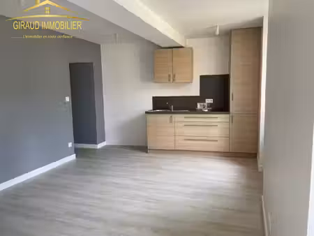 location appartement 2 pièces 33m² marcigny 71110