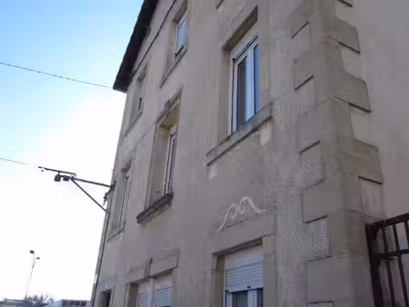 location appartement 4 pièces 70m² la clayette 71800