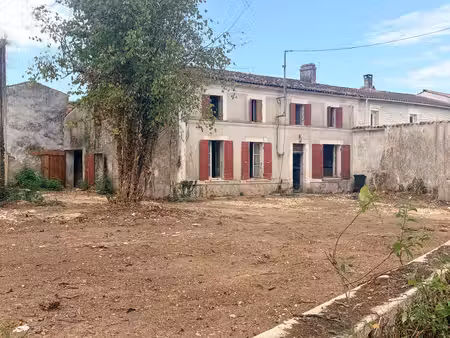 à rénover – une belle histoire à écrire à sainte-gemme