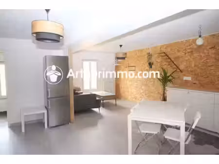 location appartement 2 pièces 46 m2 à seine-port