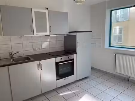 location appartement 2 pièces 47m²