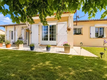 vente maison 4 pièces 139.43 m² à saint-seurin-de-cadourne (33180)  270 000 €