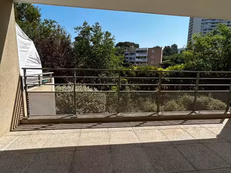 location appartement 2 pièces 35m2 marseille 9eme (13009) - 839 € - surface privée