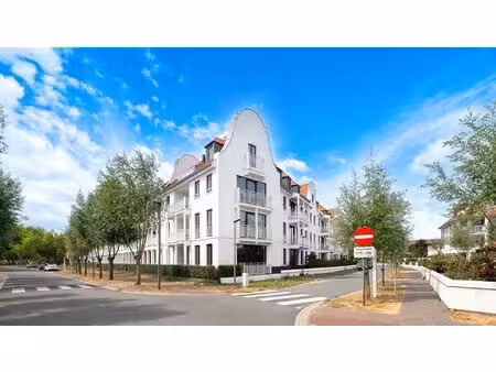 appartement te koop in knokke met 2 slaapkamers