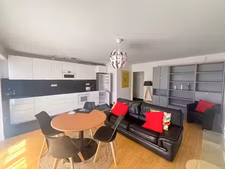 location meublée appartement 2 pièces 51.57 m² à paris 12ème (75012)  2 077 €