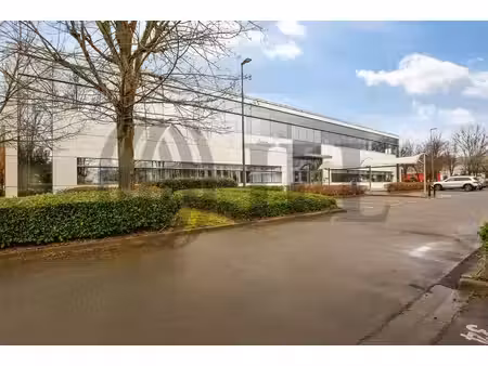location local professionnel 3 403m² villepinte 93420