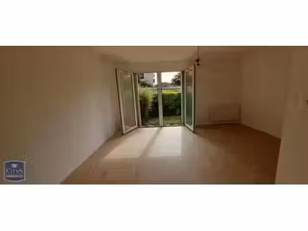 location appartement 1 pièce 34m² corbeil essonnes 91100