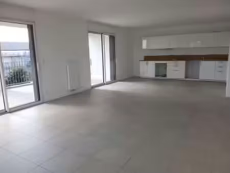 location appartement 4 pièces à cholet (49300) : à louer 4 pièces / 103m² cholet