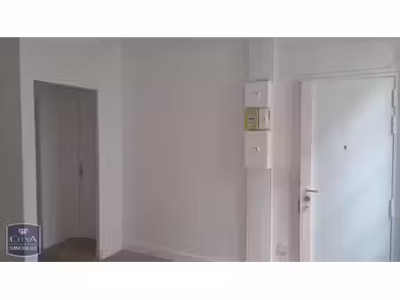 location appartement 3 pièces 56m² paris 10ème