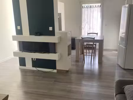 location appartement 3 pièces 56 m² à saint-florent-sur-auzonnet (30960)