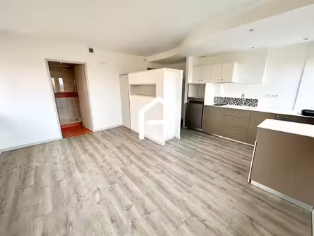 a louer : appartement t1 bis toulouse de 34m²