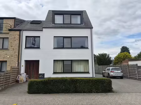 appartement te huur in rijkevorsel met 2 slaapkamers