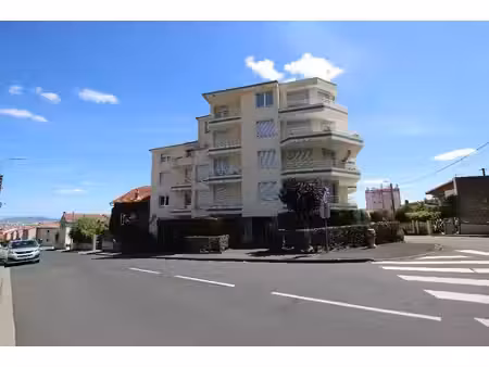 la glaciere -montjuzet appt clt fd 3 pièces 77 m²-parking -bal