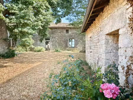 achat maison 5 pièces 202m² st coutant 79120