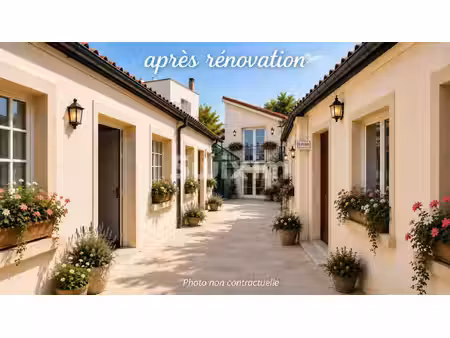 maison de ville + annexes