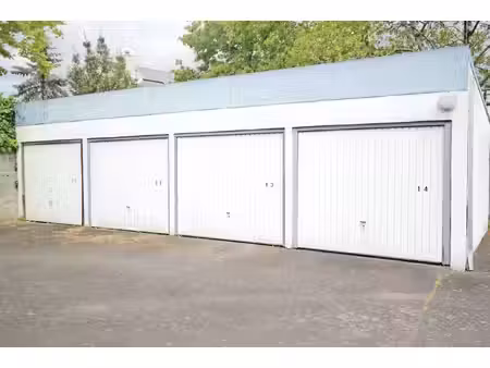 achat parking nantes 44300