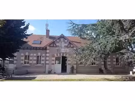 vente propriété 14 pièces 500 m² à mesland (41150)  598 000 €