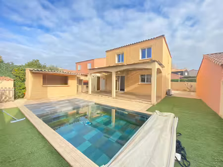 location maison 4 pièces  94.80m²  sigean
