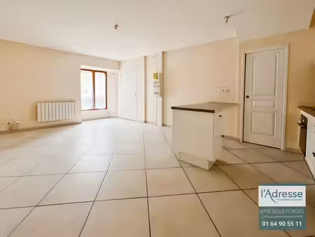 location appartement 2 pièces  42.01m²  angervilliers