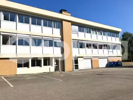 location bureaux 741 m² à 1 925 m²