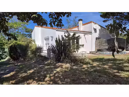 achat maison 4 pièces 108m² barzan 17120