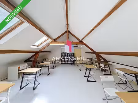 location bureaux 15m² à 60m²