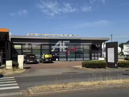 achat local commercial 1 072m² trignac 44570