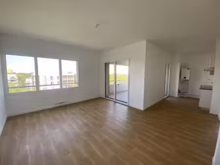 location appartement 3 pièces 61m² nantes 44300