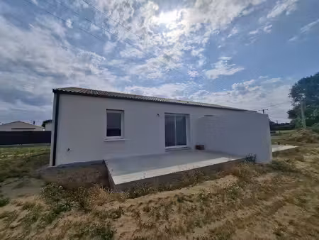 location maison 3 pièces 56m² machecoul st meme 44270