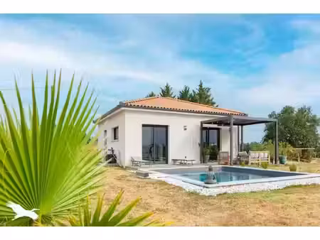 villa de 2 pièces principales