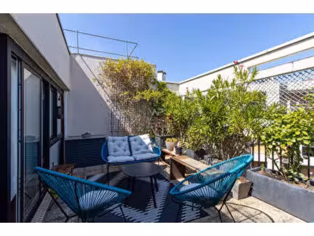 paris 18eme - rue vauvenargues - dernier etage avec terrasse