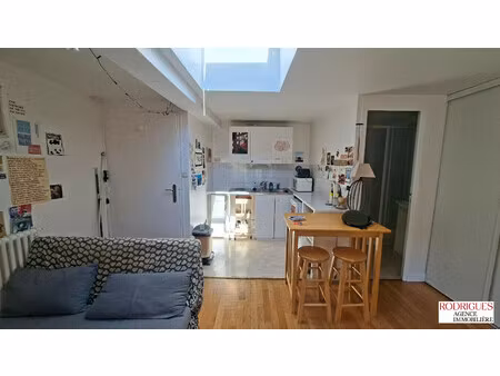location appartement 1 pièce 23m² poitiers 86000