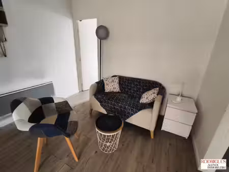 location appartement 2 pièces 32m² poitiers 86000