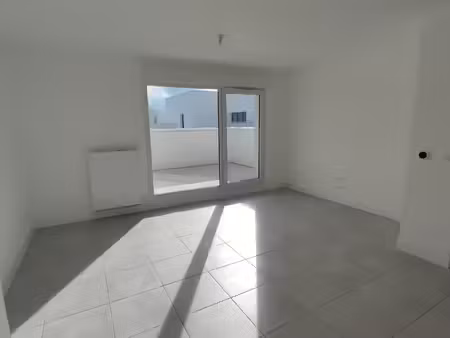 location appartement 2 pièces 41m² st medard en jalles 33160