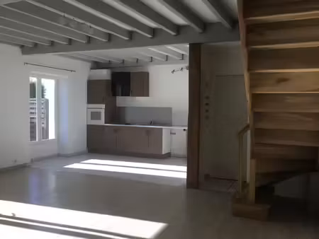 location maison 3 pièces 90m² gente 16130