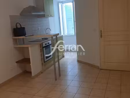 location appartement 2 pièces 40m² trans en provence 83720
