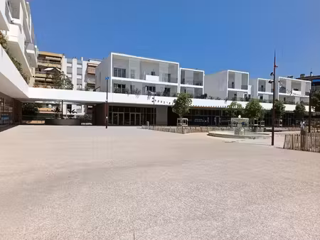 location parking st laurent du var 06700