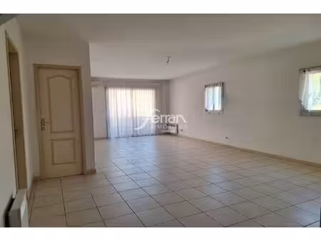 location appartement 3 pièces 88m² draguignan 83300