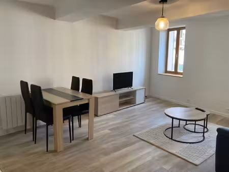 location appartement 2 pièces 43m² vence 06140