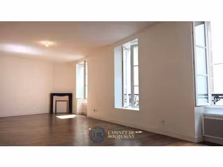 location maison de ville orléans