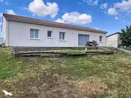 vente maison 5 pièces 138 m² à pauillac (33250)  280 000 €