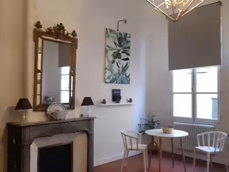 location appartement 1 pièce 46.8 m² à aix-en-provence (13090)  1 100 €