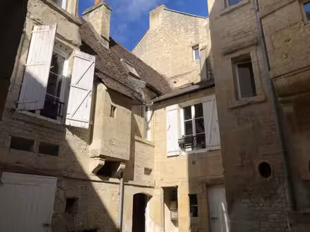 location appartement 4 pièces 82.5 m² à caen (14000)  820 €