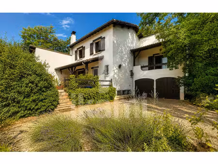 maison de 140 m² à st rambert d albon - 330 000 €